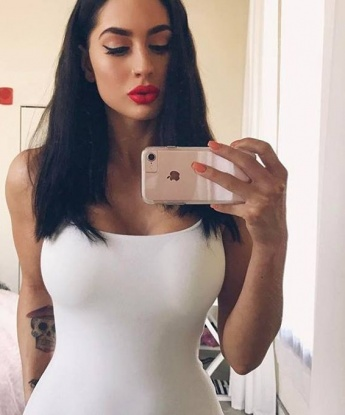 Искусная фея ждет встречи с состоятельным джентльменом. Воплотим все твои фантазии в жизнь. Комфортная обстановка и полная конфиденциальность. 5524, 28 лет