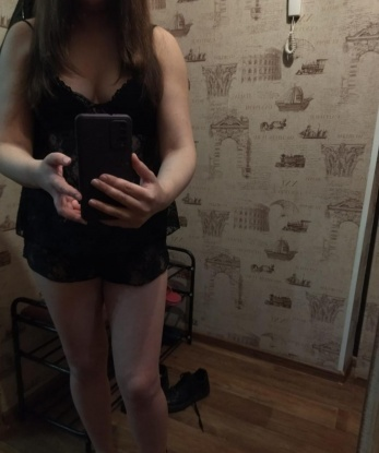 Сладкая и ненасытная блондинка ждет вас для ярких и страстных встреч! Позволь себе немного отдохнуть и расслабиться в моей компании. Обещаю, ты останешься доволен! 5957, 28 лет